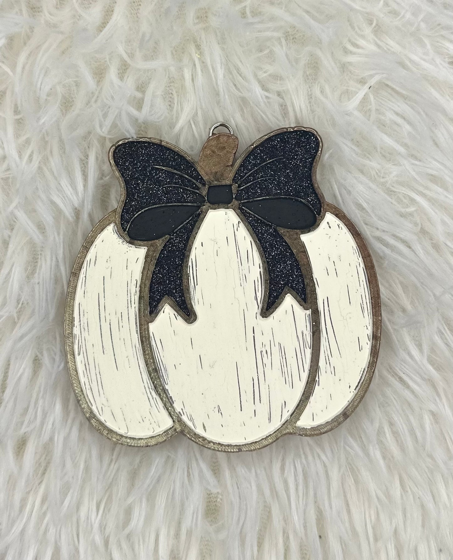 Custom Pumpkin with Bow Freshie