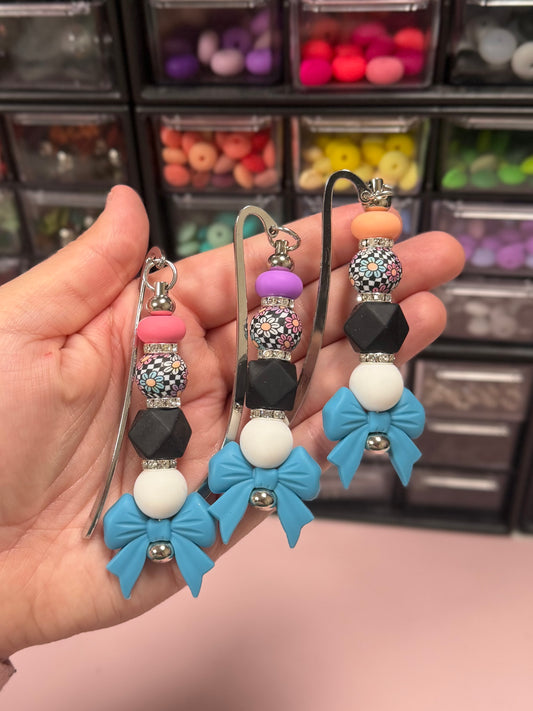 Bow Beaded Bookmark
